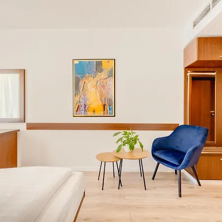 Hotel Antares Bratislava Exterior photo