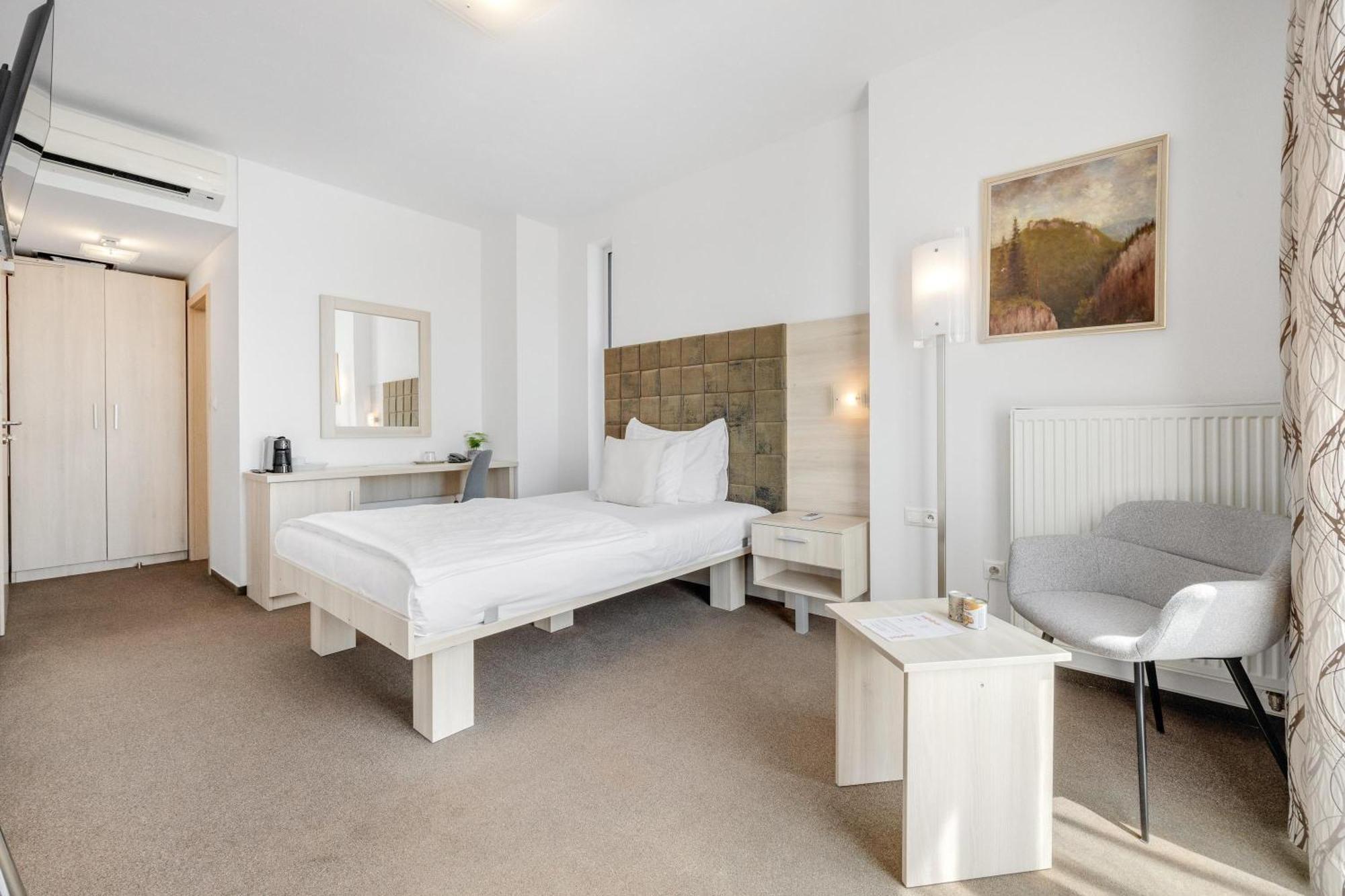 Antares 4* Pressburg