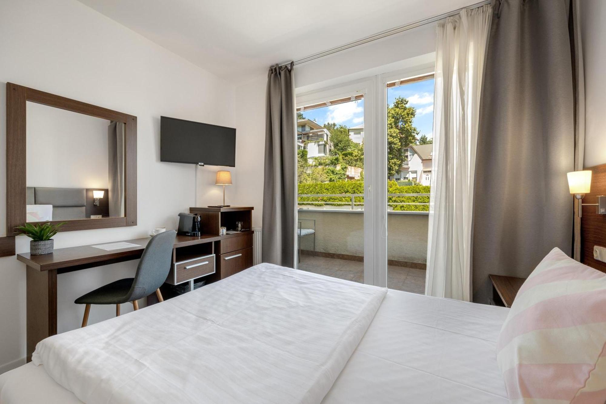 Hotel Antares Pressburg